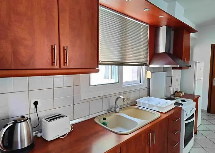 Roses Rt Skioni Iii Apartman